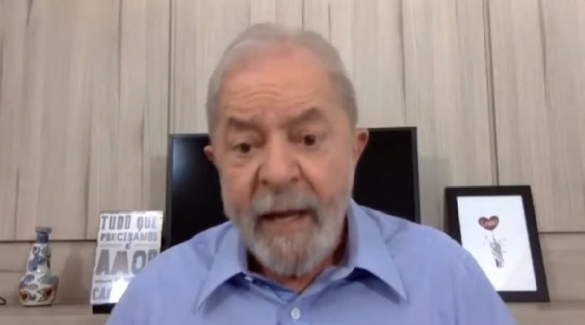 Ex-presidente Lula concede entrevista virtual
