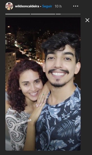 Jovem pede noiva em casamento