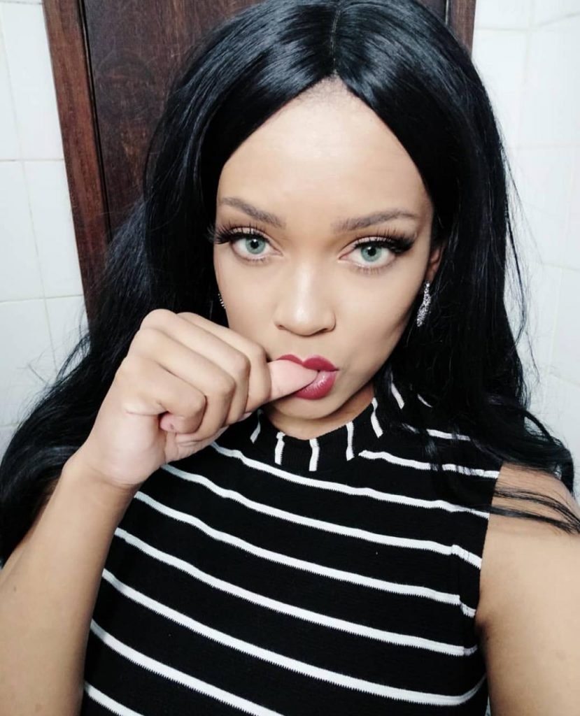 sósia rihanna