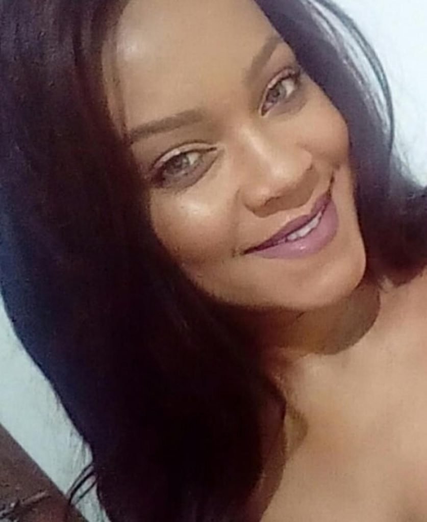 sósia rihanna