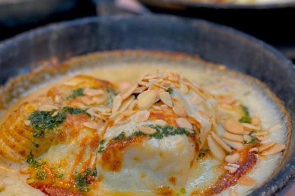Bacalhau em Nata de Blue Cheese com galette de pera assada, Restaurante Lago