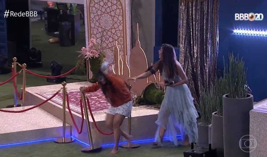 Flayslane em festa do BBB20