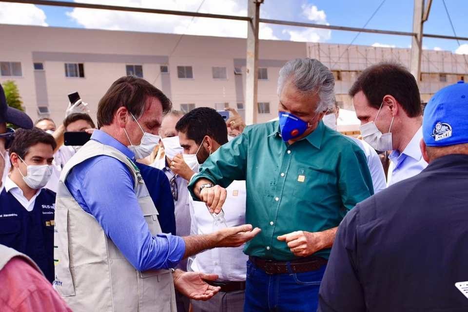 Covid-19: Caiado e Bolsonaro em visita ao hospital de campanha em Águas Lindas