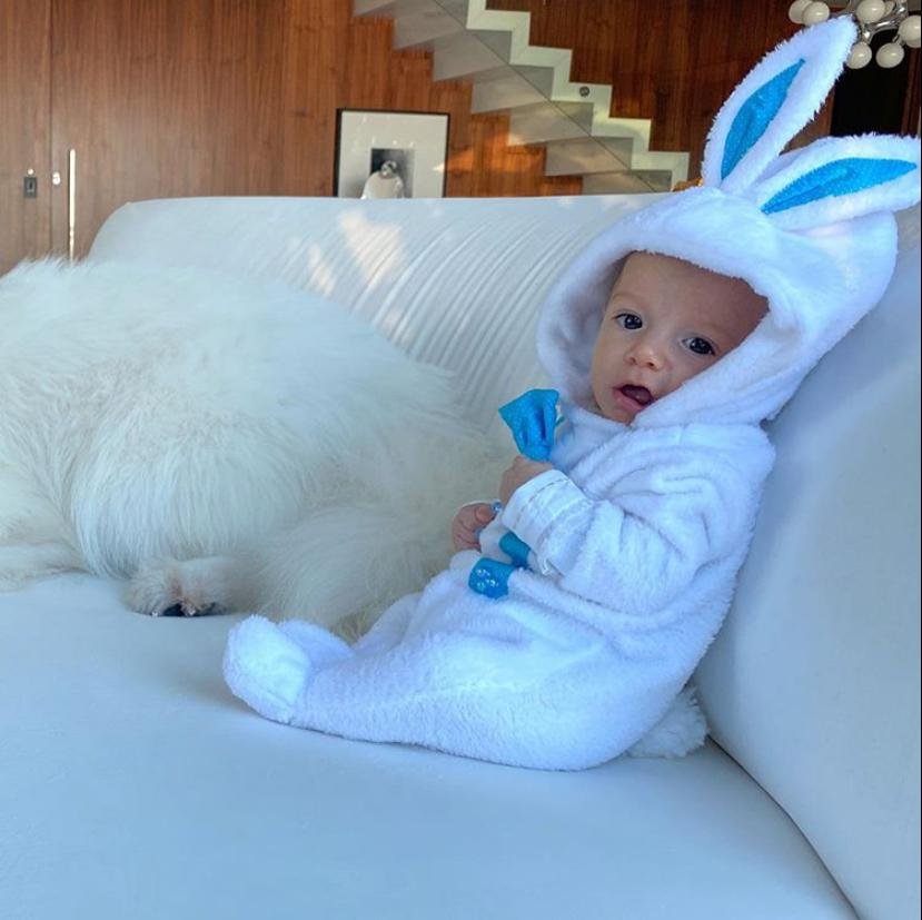 Ravi, filho de Alok e Romana Novais