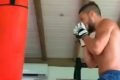 Diego Ribas pratica boxe