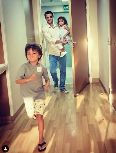 Felipe Simas e família