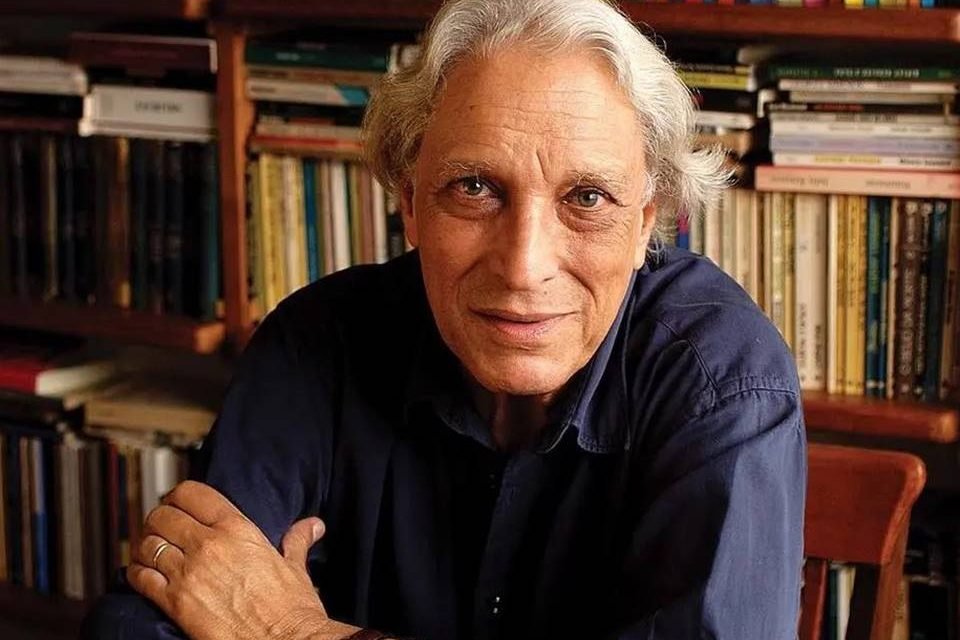 Morre Luiz Alfredo GarciaRoza, mestre da literatura policial Metrópoles