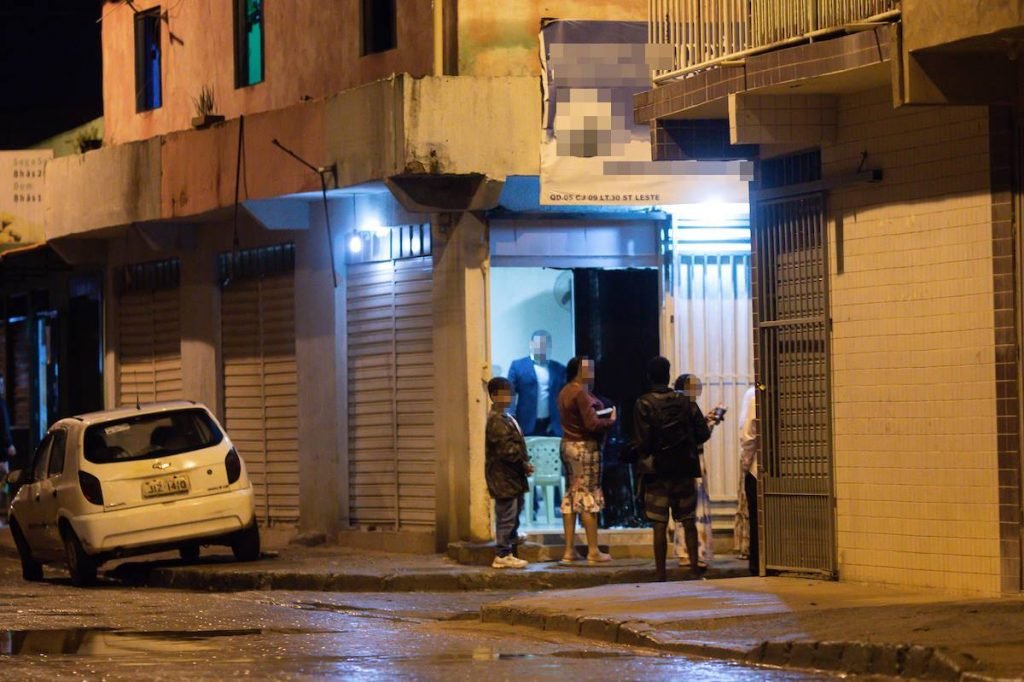 Fieis frequentam as igrejas em fase de isolamento social. Brasília(DF), 16/04/2020