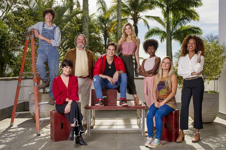 Cena do filme RICOS DE AMOR da Netflix