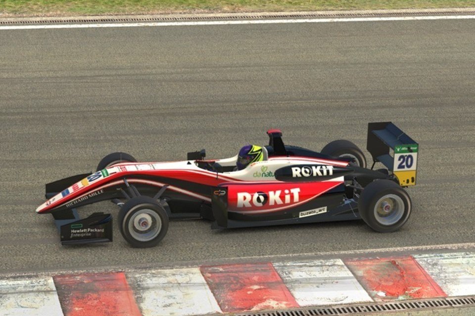 Felipe Massa em corrida virtual