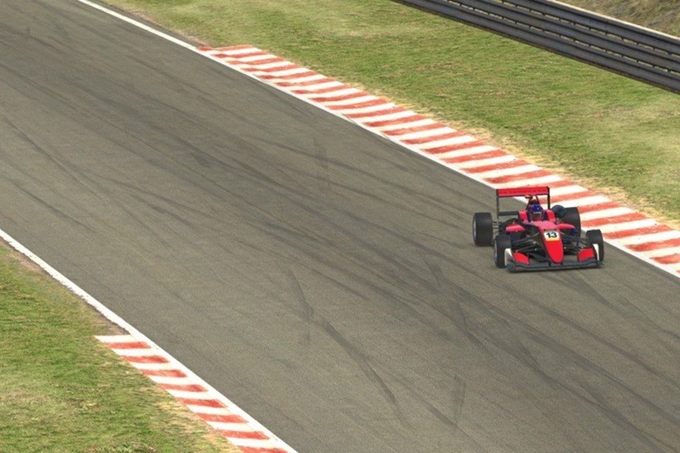 Pietro em corrida virtual