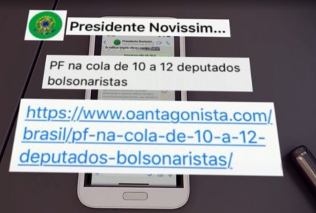 Mensagens trocadas entre Moro e Bolsonaro