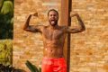 Neymar sem camisa