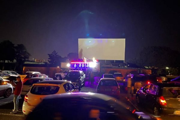 Veja os filmes em cartaz nesta semana no Cine Drive-In Brasília