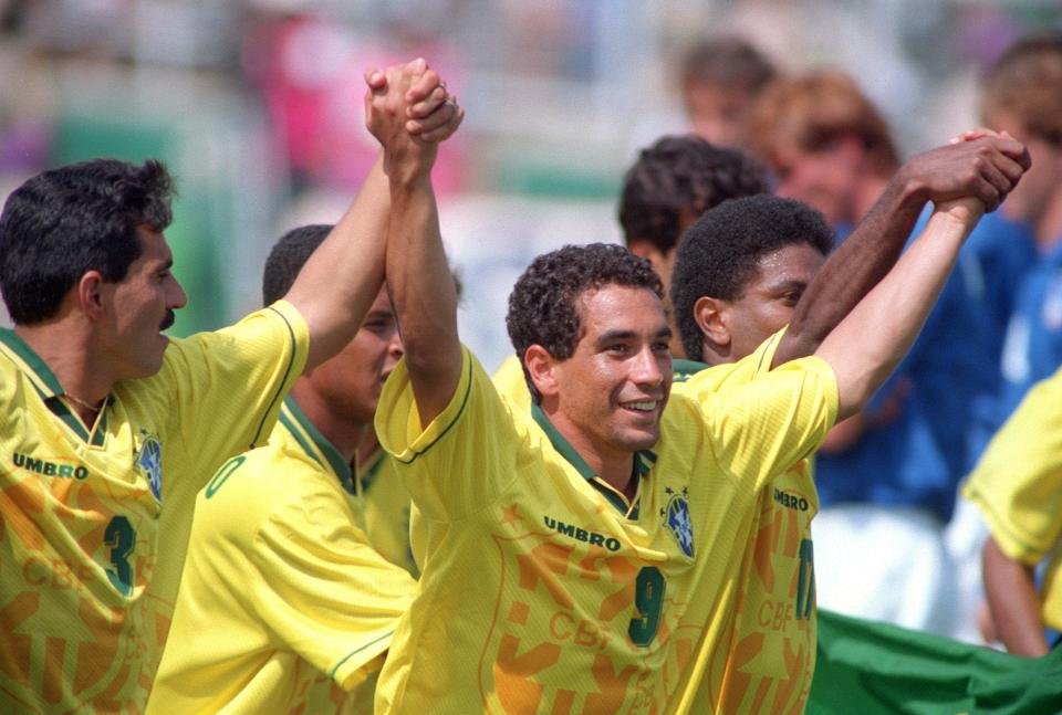 Neste momento e num futuro próximo não quero ter nada a ver com o futebol.  Vejo pouco jogos, quando jogava também via poucos jogos…