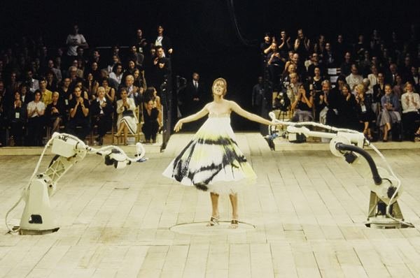 Alexander McQueen 1999