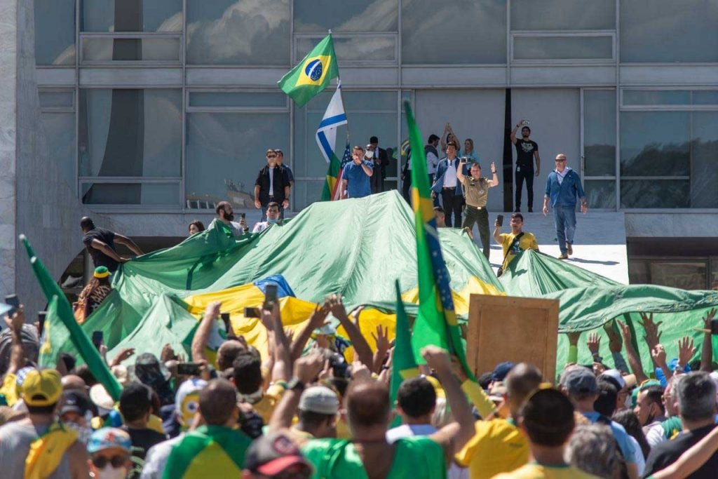 Bolsonaro durante protesto em brasilia