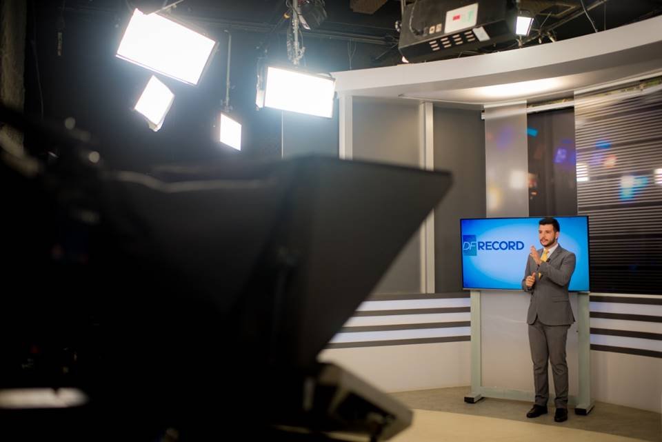 Matheus Ribeiro novo apresentador do DF Record