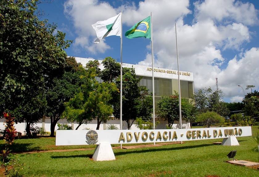 AGU pede extinção do processo no qual MPs querem a suspensão das atividades não essenciais no DF