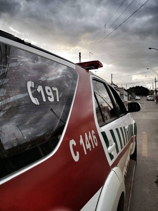 Tráfico flagrado por agentes da PCDF acontecia próximo a uma quadra de esportes