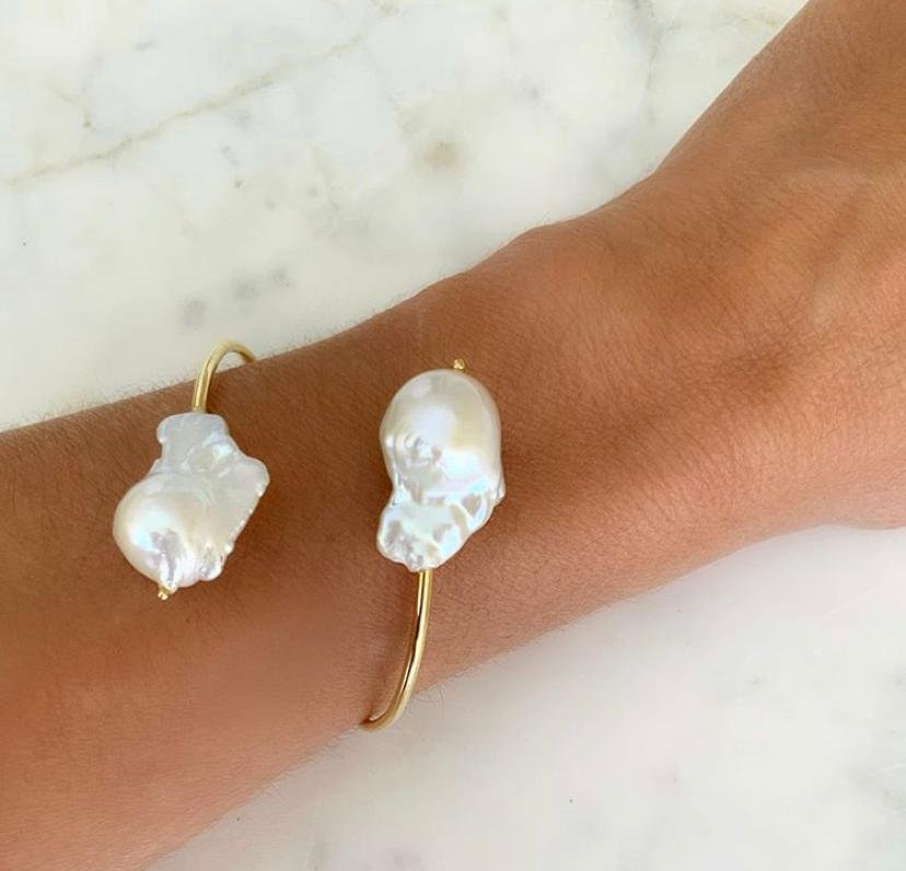 Pulseira de pérolas barrocas