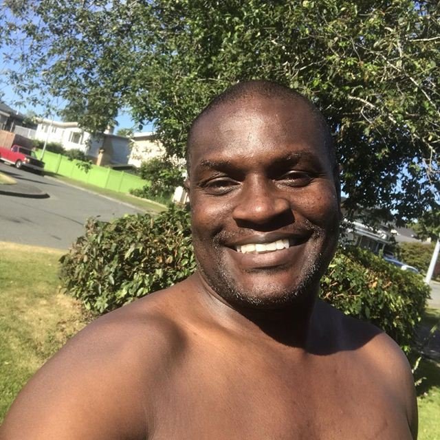 Ex-cantor Edson Cardoso, Jacaré do É o Tchan no Canadá