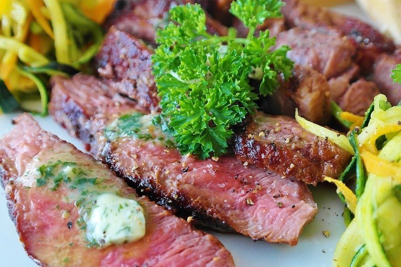 carne com manteiga de evas