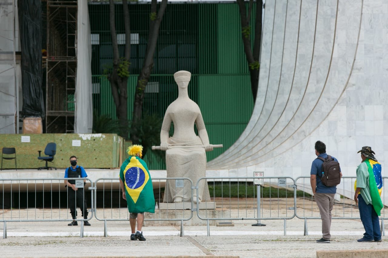 Militantes bolsonaristas em Brasília