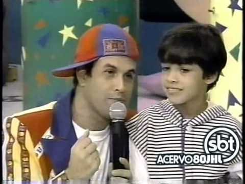 Sérgio Malandro apresentando programa infantil