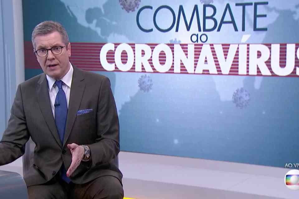 Homem de terno e combate ao coronavírus