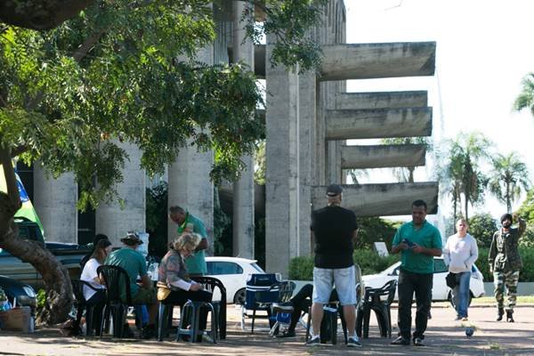 Acampamento 300 do Brasil