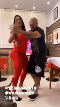 Gracyanne Barbosa dançando
