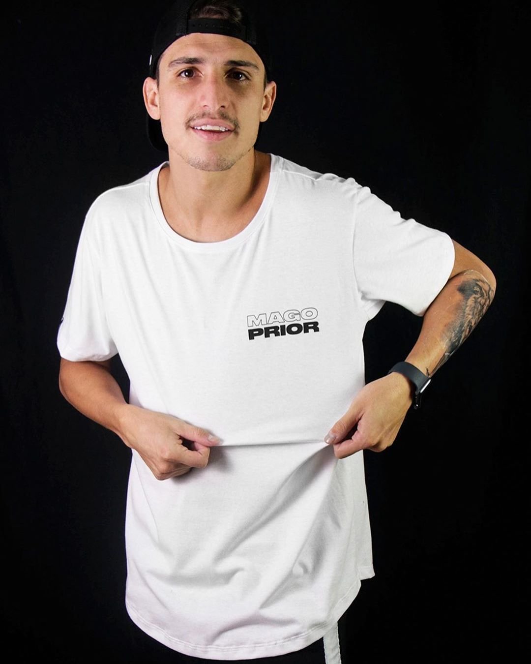 Felipe Prior lança linha de roupas