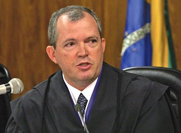 Ministro do TCU Walton Alencar Rodrigues