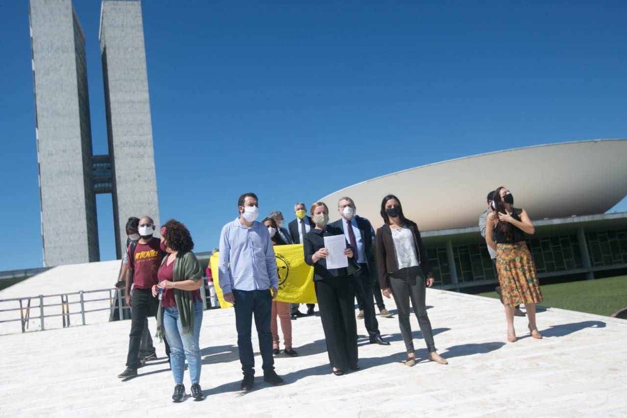 oposição protocola pedido de impeachment contra o presidente Jair Bolsonaro