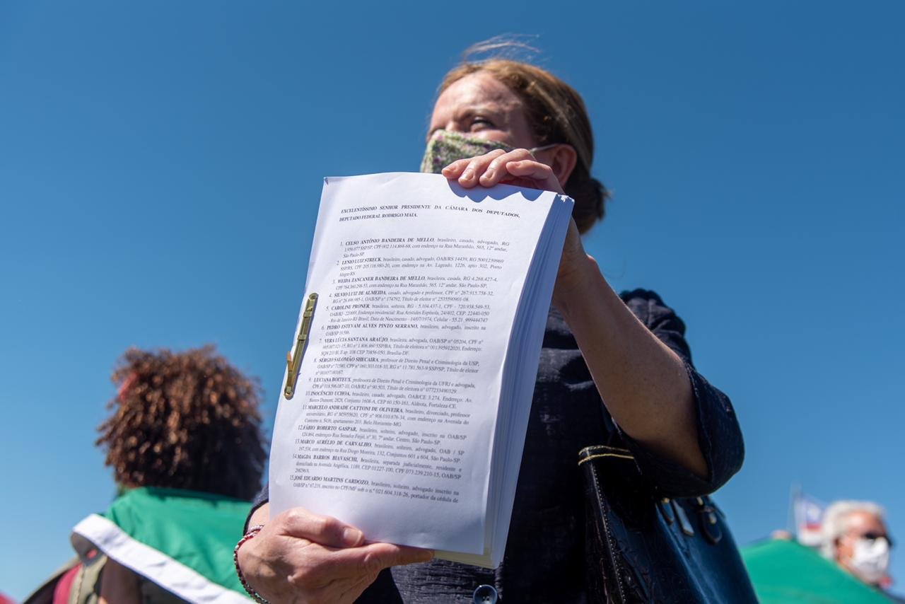 oposição protocola pedido de impeachment contra o presidente Jair Bolsonaro
