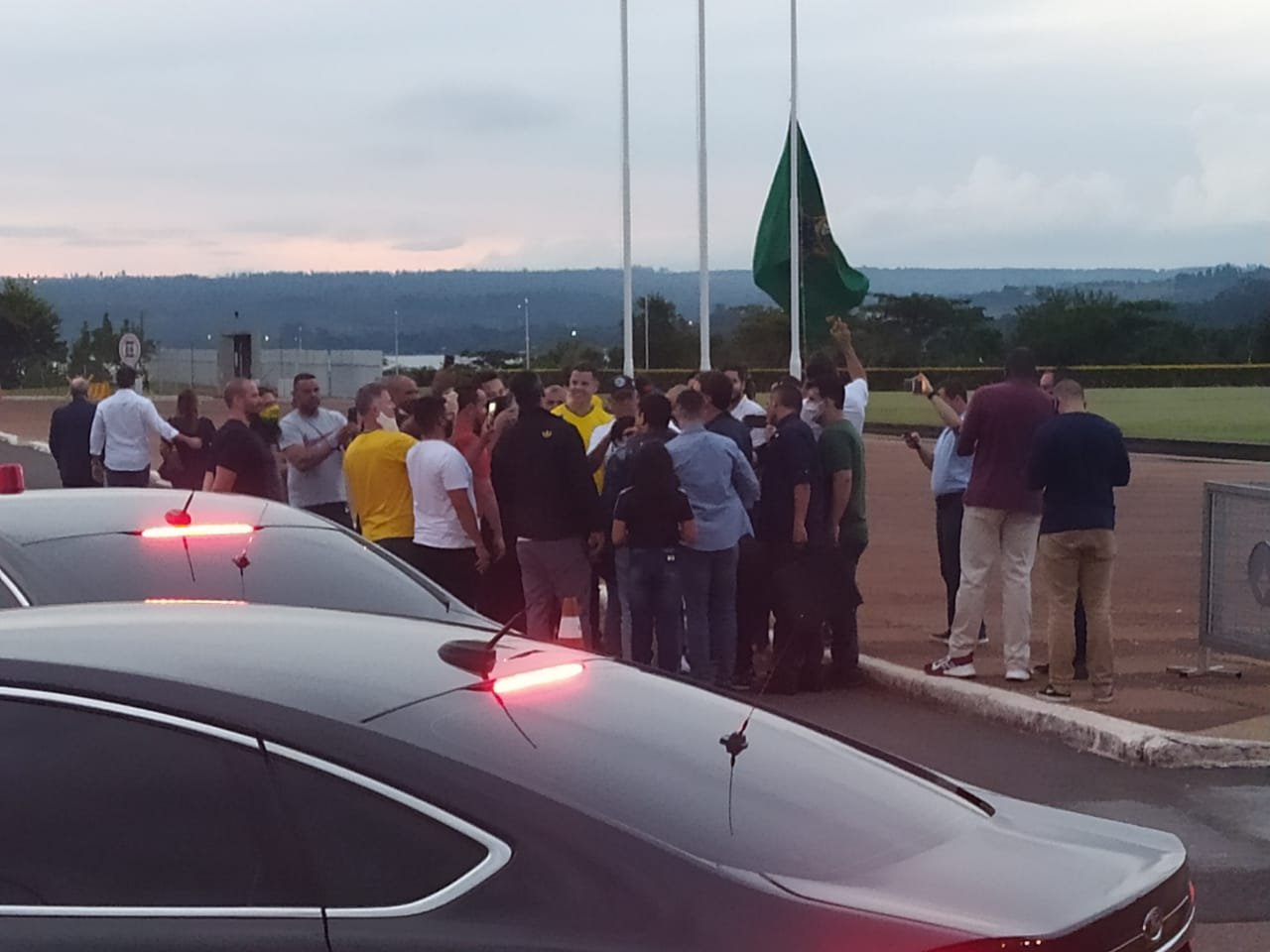Apoiadores de Bolsonaro