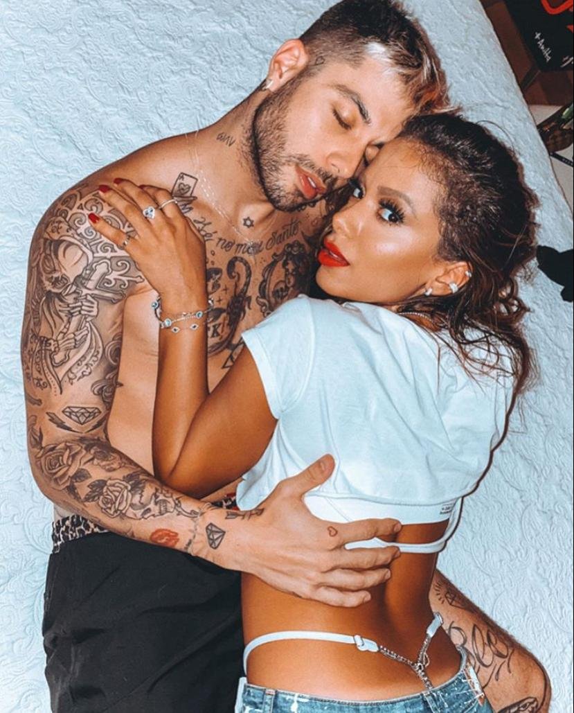 Anitta e Gui Araújo