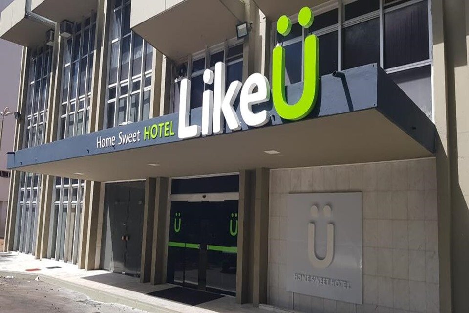 Fachada do hotel Like Ü (antigo Bristol)