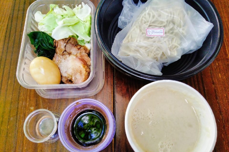 Lamen para montar, Umami Deli