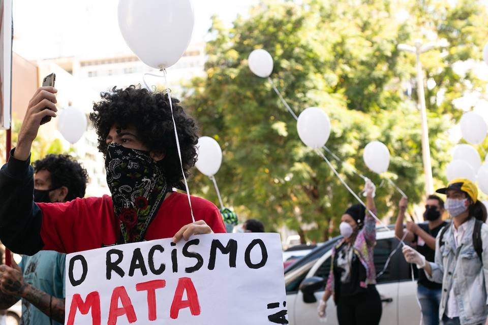 Manifestação contra Racismo na Fundação Palmares