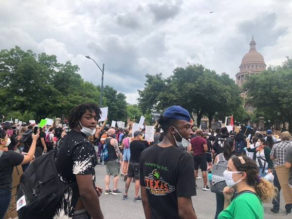 Manifestantes negros