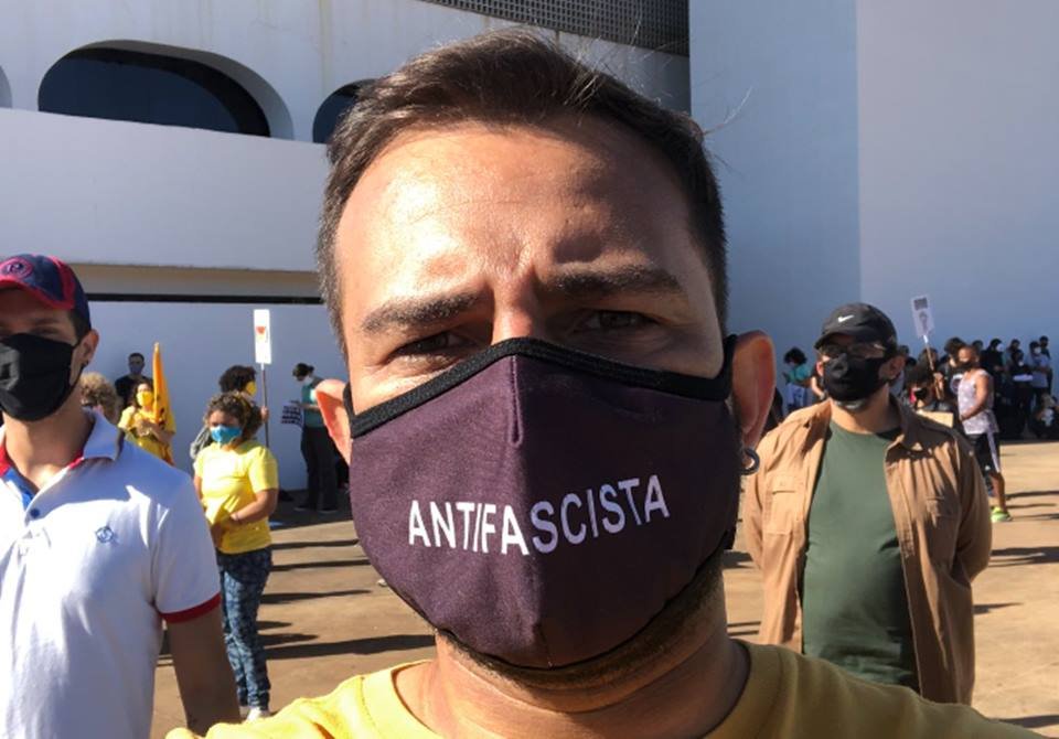 Deputado Fábio Felix participa de ato contra presidente Bolsonaro