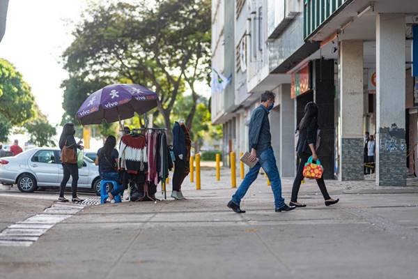 Movimentação de ambulantes no Setor Comercial Sul