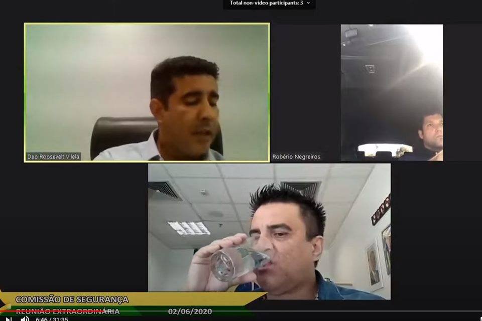 Robério Negreiros participa de sessão da CLDF no carro