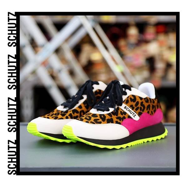 Tenis schutz store animal print colorido