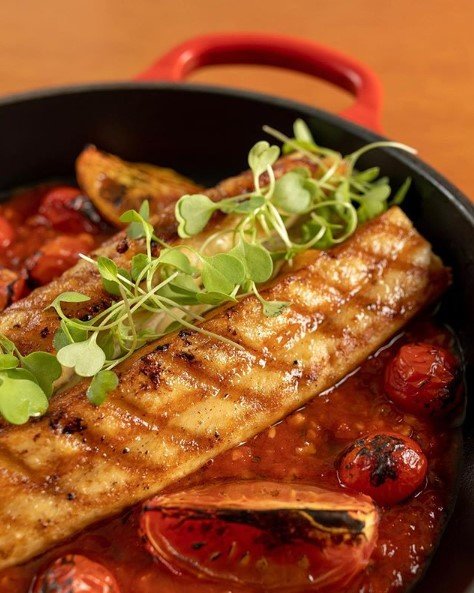 Lombo de Tambaqui com Mix de Tomates do Banzeiro