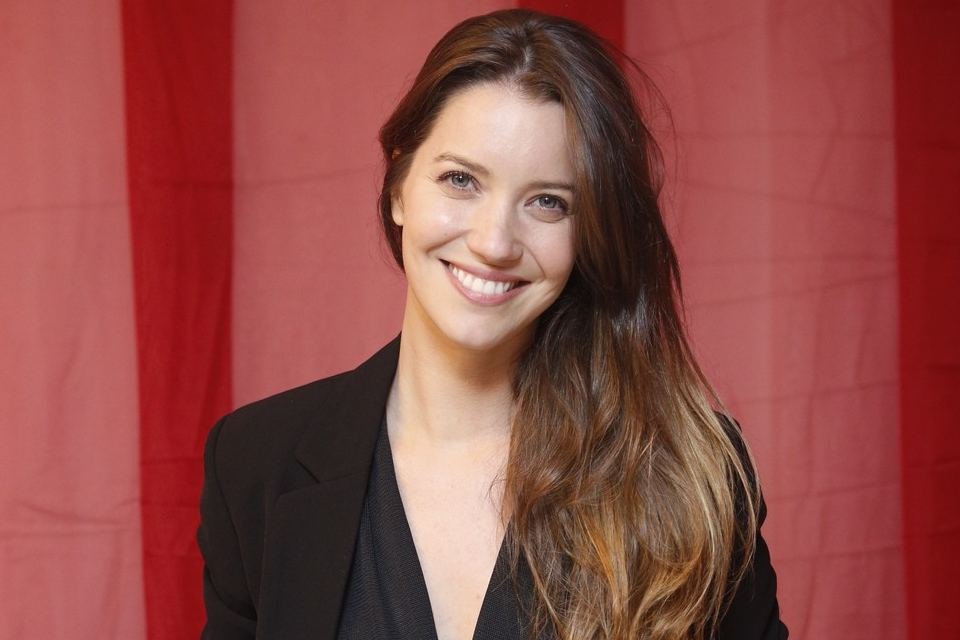Nathalia Dill