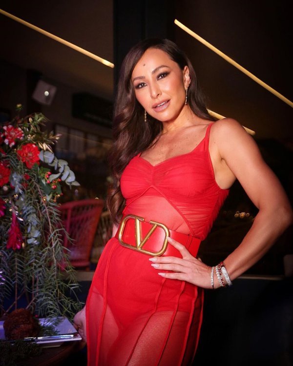 Sabrina Sato