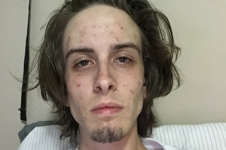 Travis Robinson triste